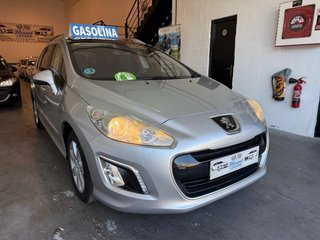 Peugeot 308 2011