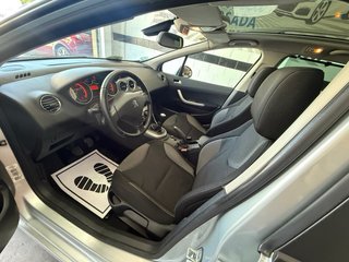 Peugeot 308 2011