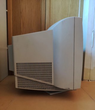 Monitor CRT Hitachi CM766ET Beige