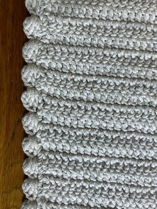 Tappeto all'uncinetto in cotone/bianco fatto a mano