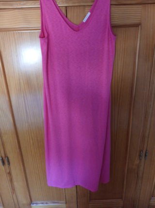Vestido rosa marca Reencuentro