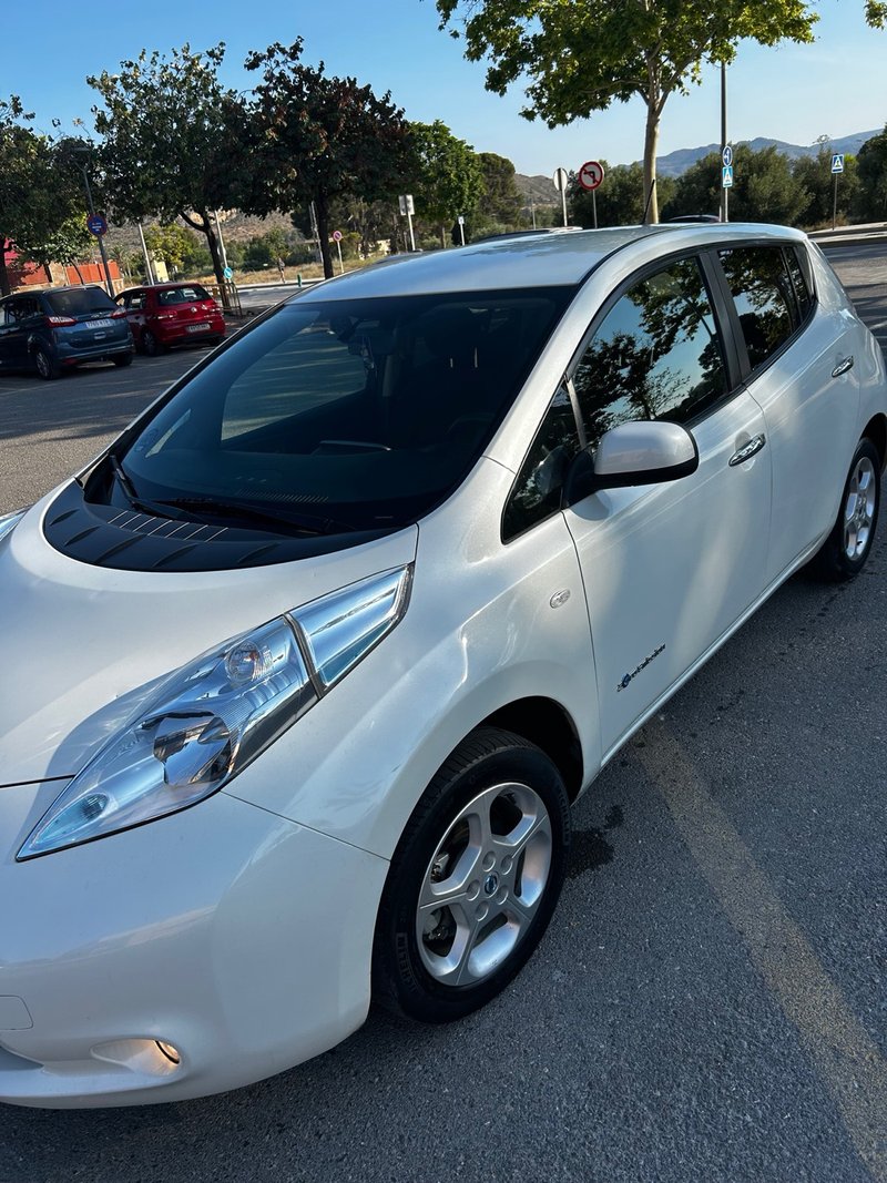 Nissan Leaf 2016 - foto 1