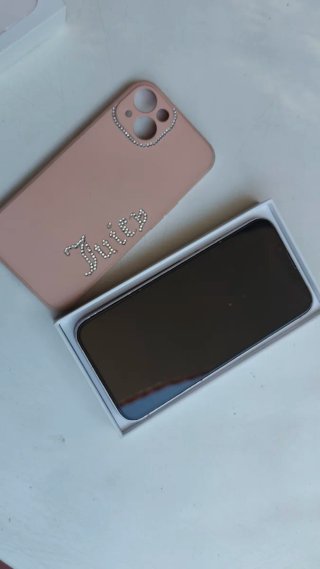 iPhone 13 Rosa En Muy Buen Estado