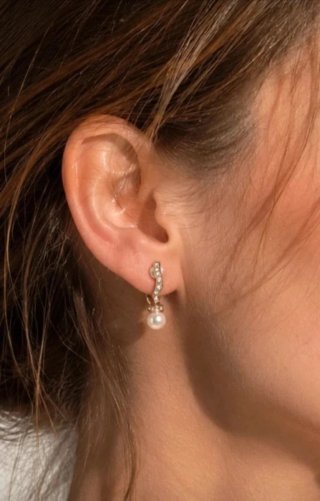 Orecchini con perla e strass
