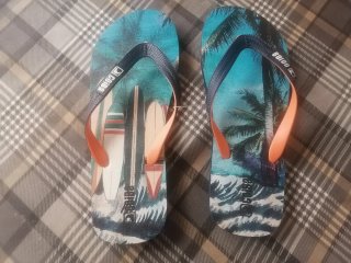 Sandalias Goiba SIN ESTRENAR