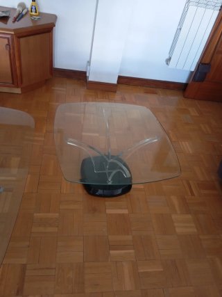 Mesa de rincón cristal y plástico