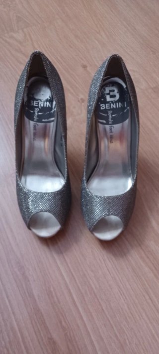 Zapatos de tacón BENINI plateados brillantes