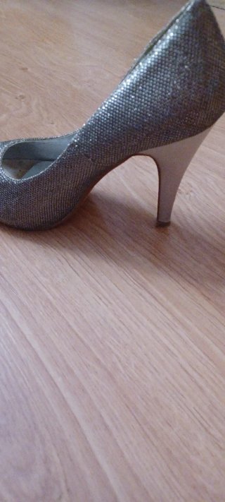 Zapatos de tacón BENINI plateados brillantes
