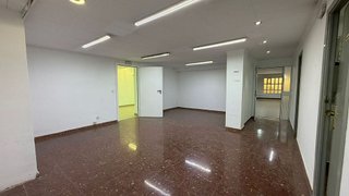 Local comercial en alquiler en Riu en Santa Coloma de Gramanet