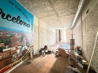Edificio en alquiler en El Raval en Barcelona