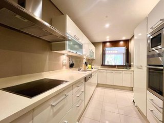 Piso en alquiler en Los Naranjos - Las Brisas en Marbella
