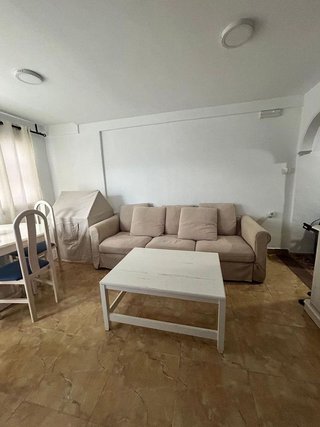 Piso en venta en Girón - Las Delicias - Tabacalera en Málaga
