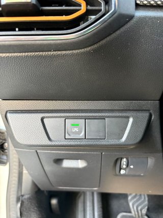 Dacia Sandero Stepway Essential GLP ETIQUETA ECO