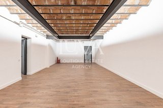 Oficina en alquiler en Vila de Gràcia en Barcelona