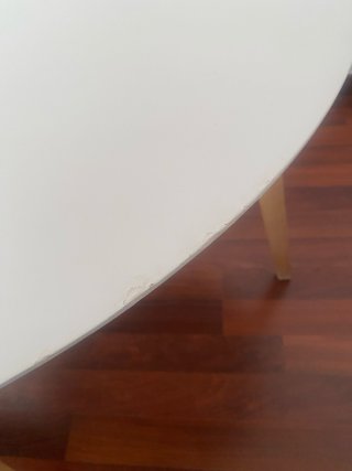 Mesa redonda blanca patas madera