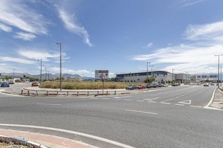 Solar en venta en Barrio de Zaidín en Granada