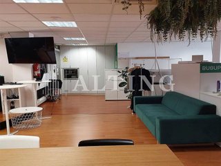 Oficina en alquiler en La Bordeta en Barcelona