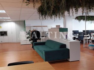 Oficina en alquiler en La Bordeta en Barcelona