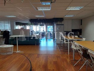 Oficina en alquiler en La Bordeta en Barcelona