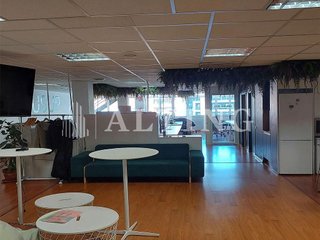 Oficina en alquiler en La Bordeta en Barcelona