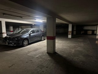 Garaje en alquiler en Pº Zorrilla - Cuatro de Marzo en Valladolid