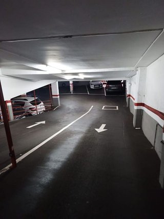 Garaje en venta en Sants-Badal en Barcelona