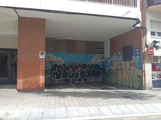 Garaje en venta en Sants-Badal en Barcelona