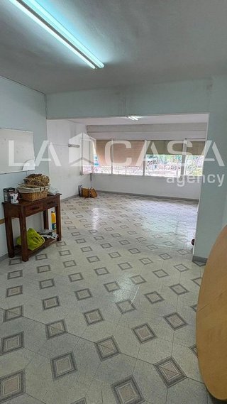 Local comercial en alquiler en La Verneda i la Pau en Barcelona