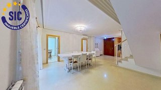 Chalet en alquiler en Centro en Chiva