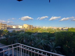 Piso en alquiler en Carrús Est - Camí dels Magros en Elche