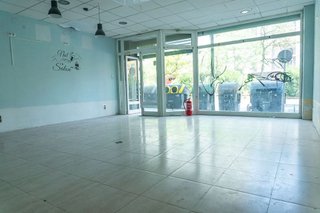 Local comercial en alquiler en La Granja en Zaragoza