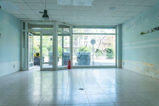 Local comercial en alquiler en La Granja en Zaragoza
