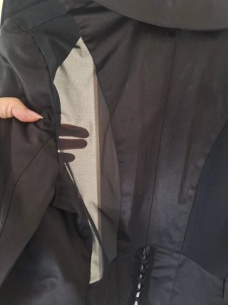 Completo giacca e pantaloni neri