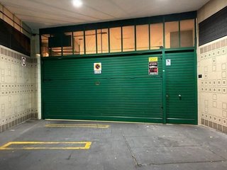 Garaje en alquiler en El Guinardó en Barcelona