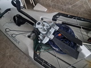 Kayak a pedales Hobie con sonda Garmin