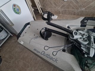 Kayak a pedales Hobie con sonda Garmin