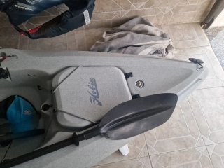 Kayak a pedales Hobie con sonda Garmin