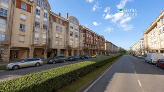 Local comercial en venta en Alisal - Cazoña - San Román en Santander