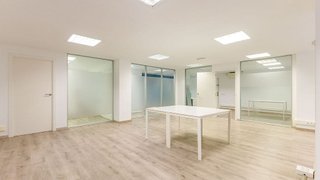 Oficina en alquiler en Les Corts en Barcelona