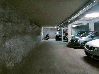 Garaje en venta en Les Corts en Barcelona