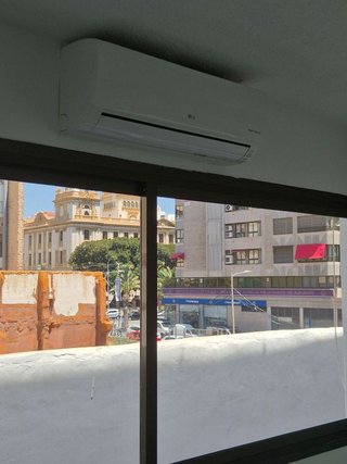 Oficina en alquiler en Ensanche - Diputación en Alicante