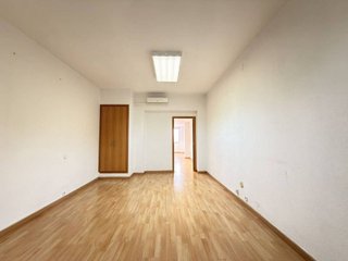 Oficina en alquiler en Sant Antoni en Barcelona