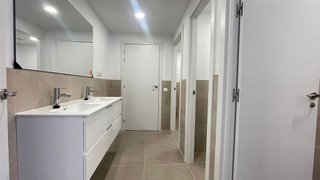 Oficina en alquiler en Les Corts en Barcelona