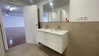 Oficina en alquiler en Les Corts en Barcelona
