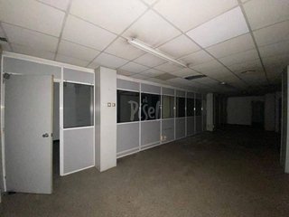 Local comercial en alquiler en El Centre en Esplugues de Llobregat