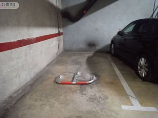 Garaje en venta en Les Corts en Barcelona