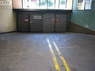 Garaje en venta en Les Corts en Barcelona