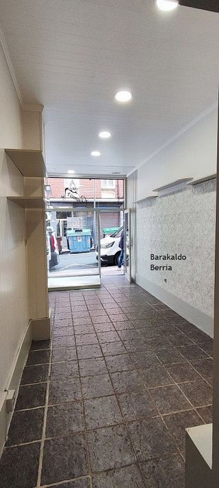 Local comercial en alquiler en Centro - Desierto - Arrontegi en Barakaldo
