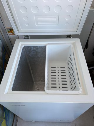 Congelador Aspes ACH1103 poco uso