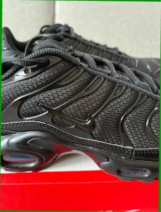 Nike Air Max Plus Triple Black Talla 37.5
